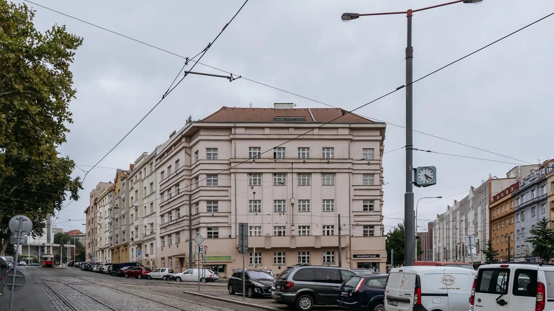 Prague Days - Family 2Bdr Apt - Ac - Darts - Netflix - Hip District 捷克